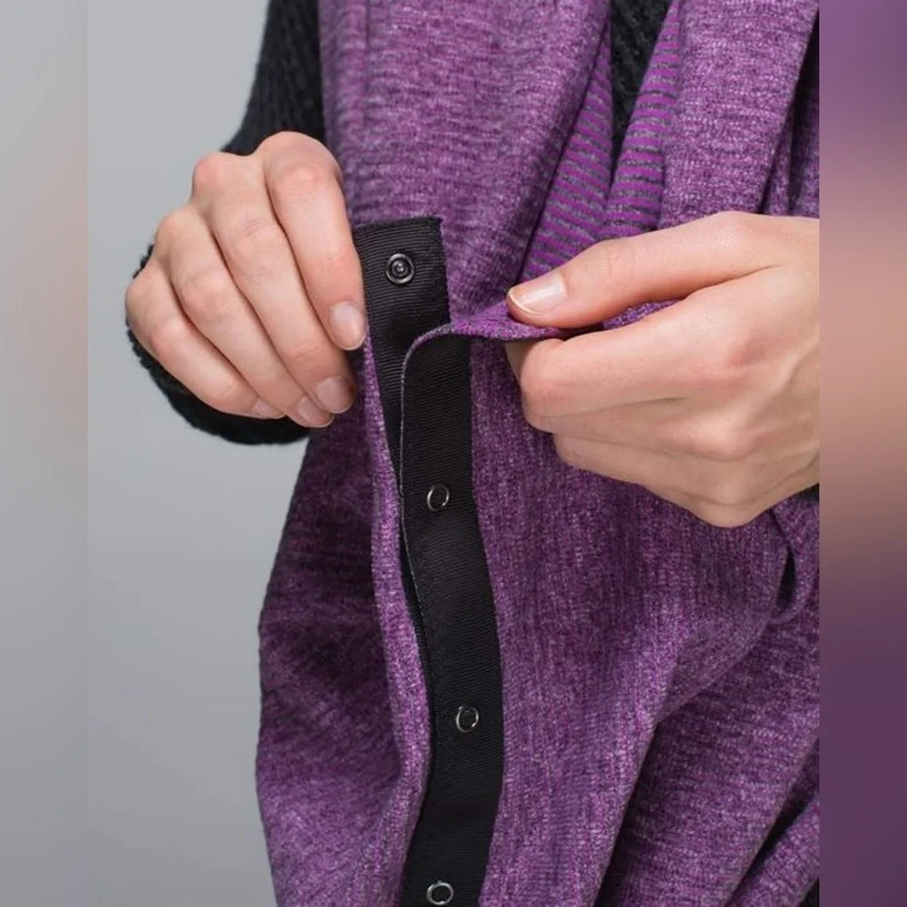 Lululemon‎ Customizable Snap Multi-wear Versatile All-Seasons Scarf Ultra Violet